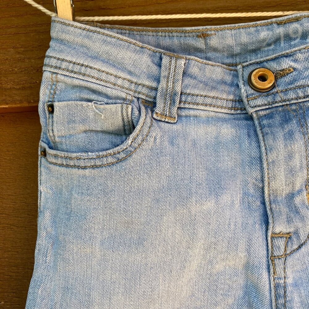Zara Z1975 Cut Off Distressed Denim Light Blue Jean Shorts Size 2 - Picture 12 of 12